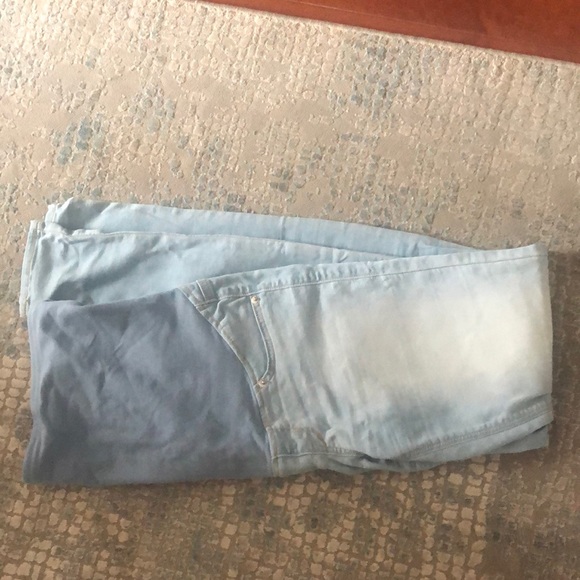 Maternity Clothing Lot - Picture 3 of 13